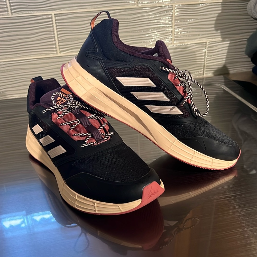 LIKE NEW ✨ ADIDAS DURAMO PG PROTECT RUNNING SHOE